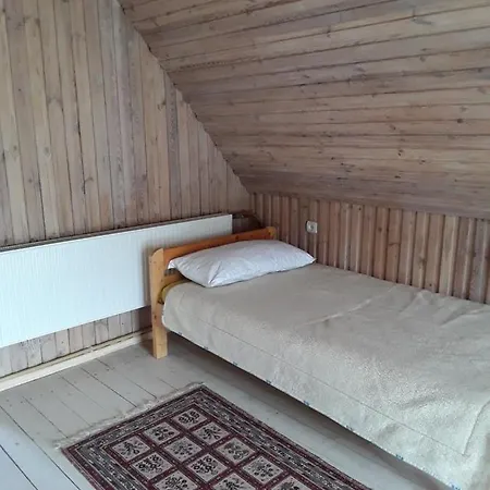 Large Guest House, Shared With The Hosts, Convenient With Children *